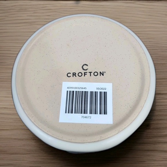 Crofton Stoneware Sugar  Canister with Wooden Seal Lid - Picture 7 of 7